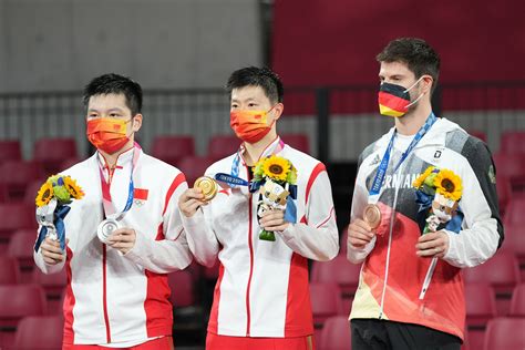 伦敦乒乓球颁奖仪式图片