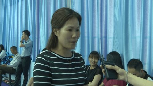 打乒乓球小孩会静心吗视频