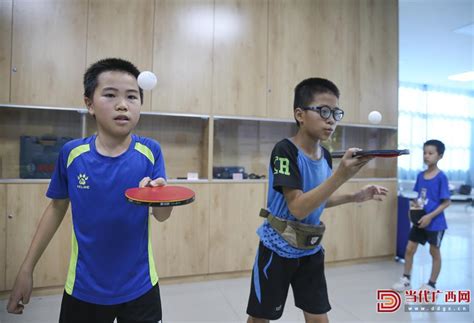 男孩学乒乓球的好处和坏处