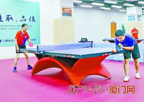 乒乓球左撇子发球视频