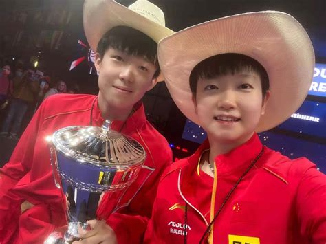 乒乓球运动的基本站位