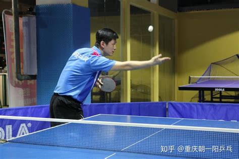 乒乓球横拍正手拉球视频