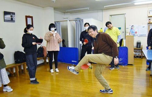 乒乓球热身准备活动小游戏