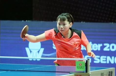 为什么乒乓球放在瓶口不会掉下来