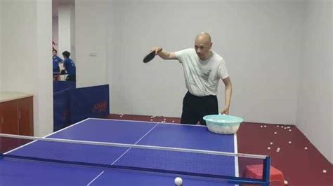 乒乓球如何垫脚视频教程