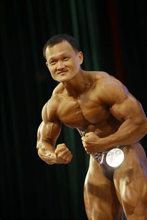 传统健美运动员